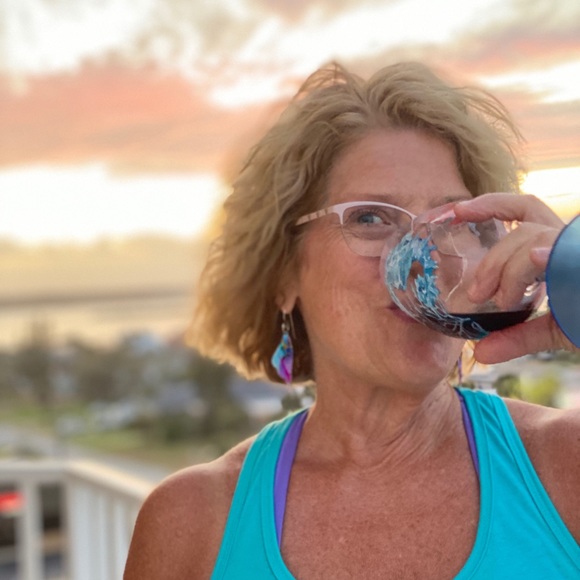 Meet your Posher, Cindy - Picture 7 of 8